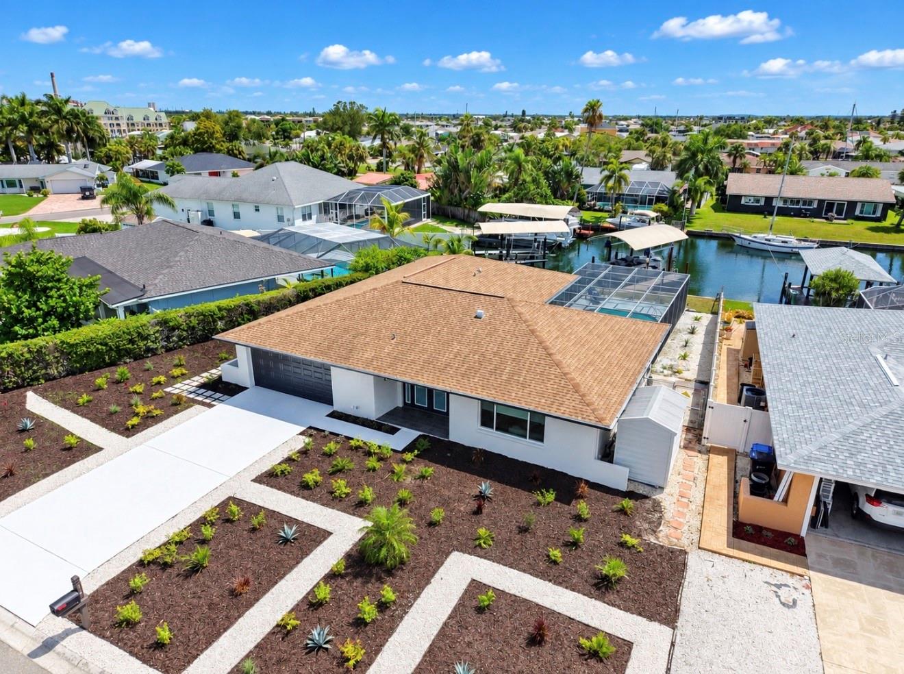 6315 WISTERIA LN