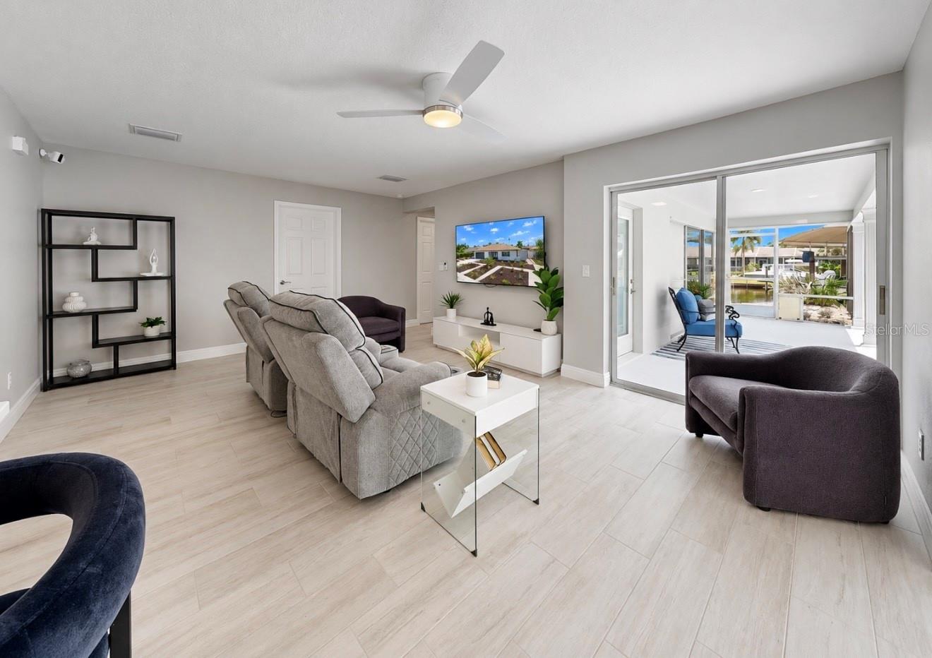 6315 WISTERIA LN