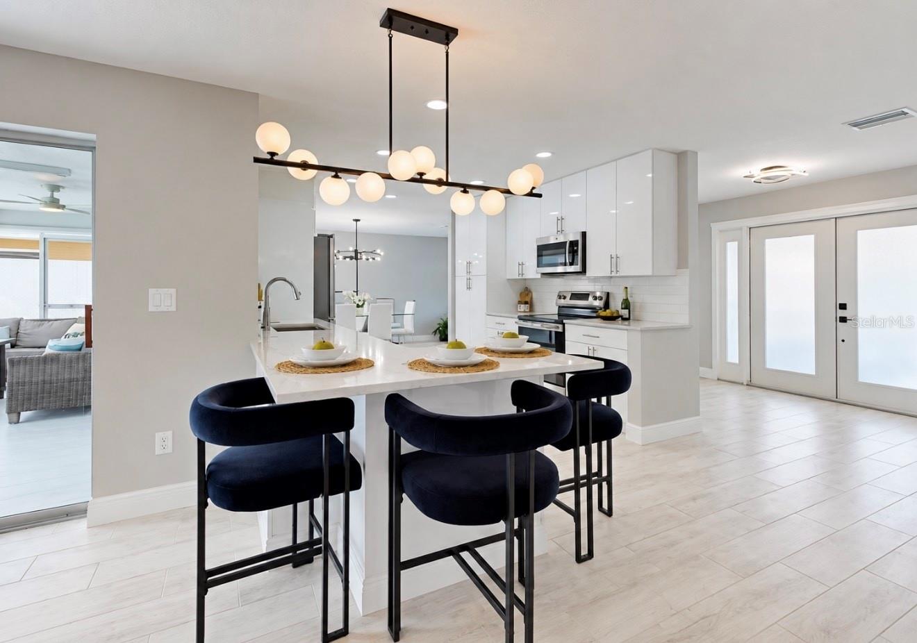 6315 WISTERIA LN