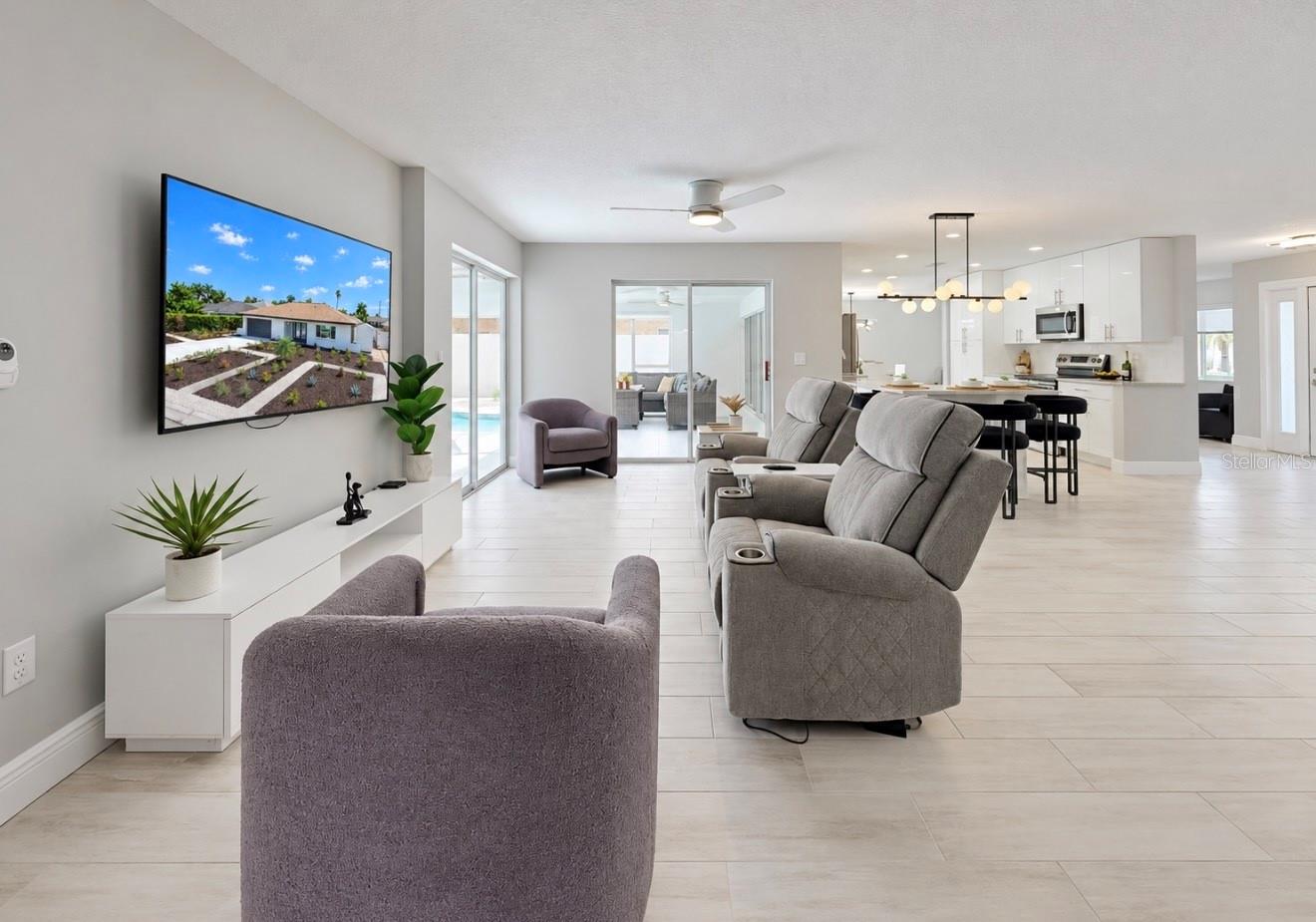 6315 WISTERIA LN