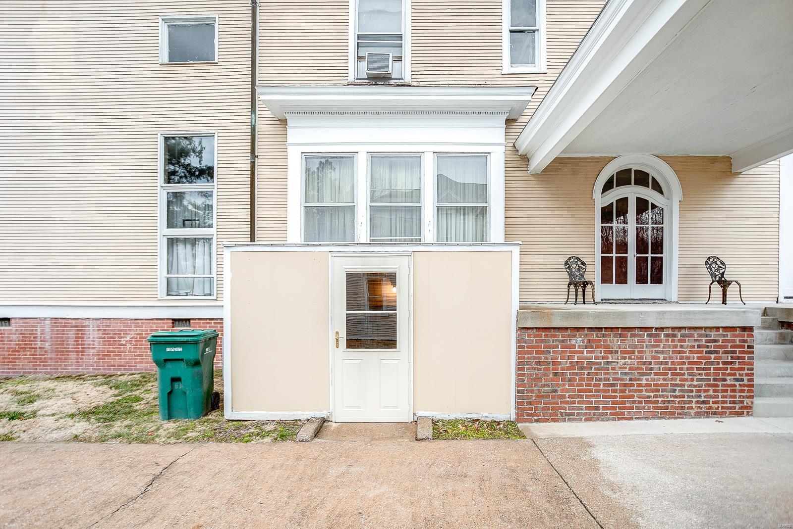 18 Signal Hill Boulevard