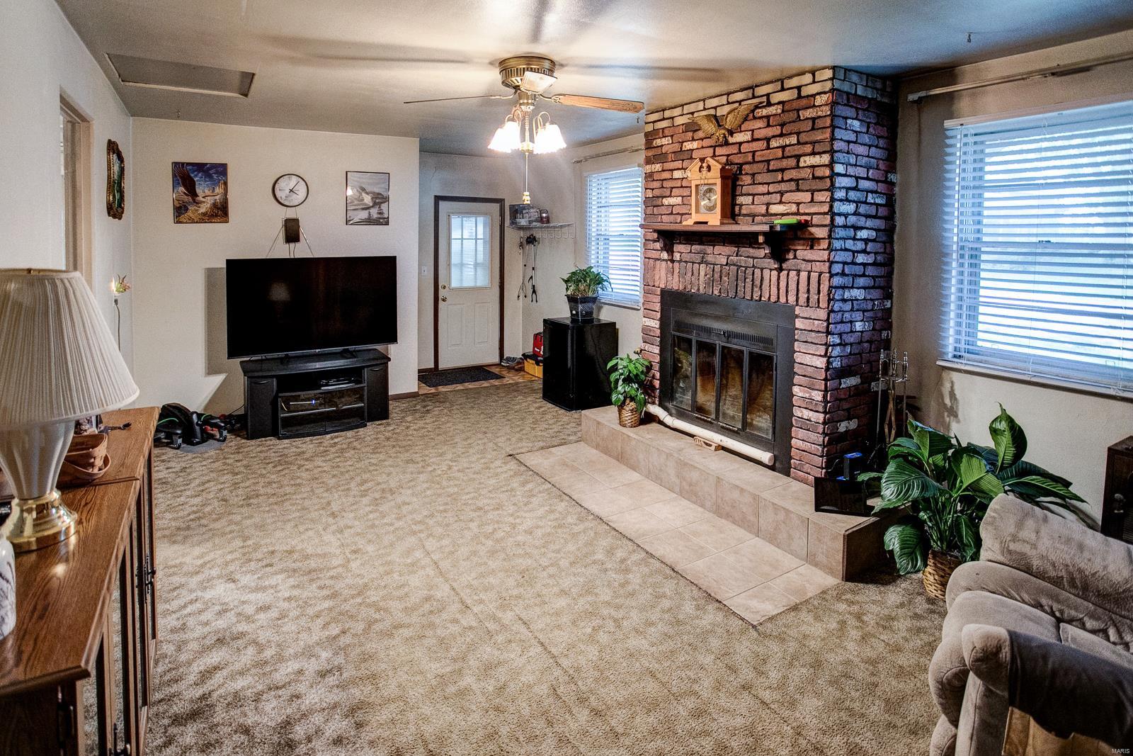 1325 N 2nd Street