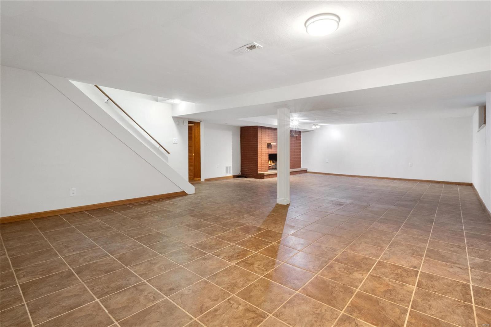 33 Kimberlin Lane