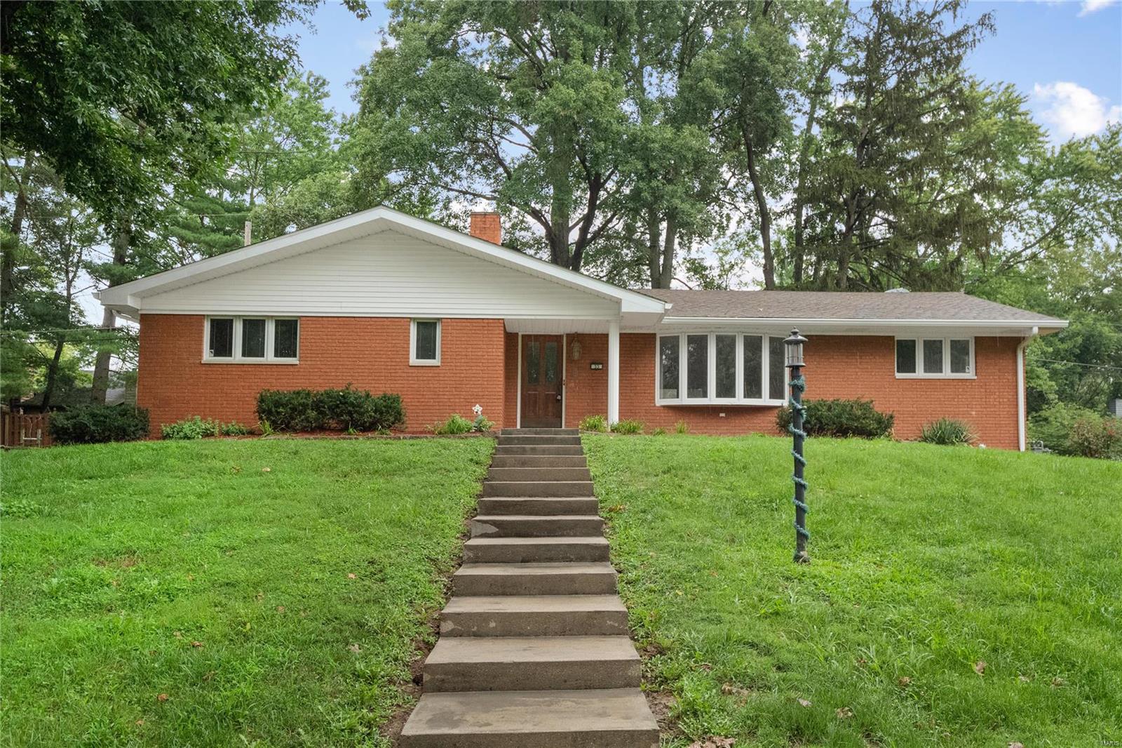 33 Kimberlin Lane