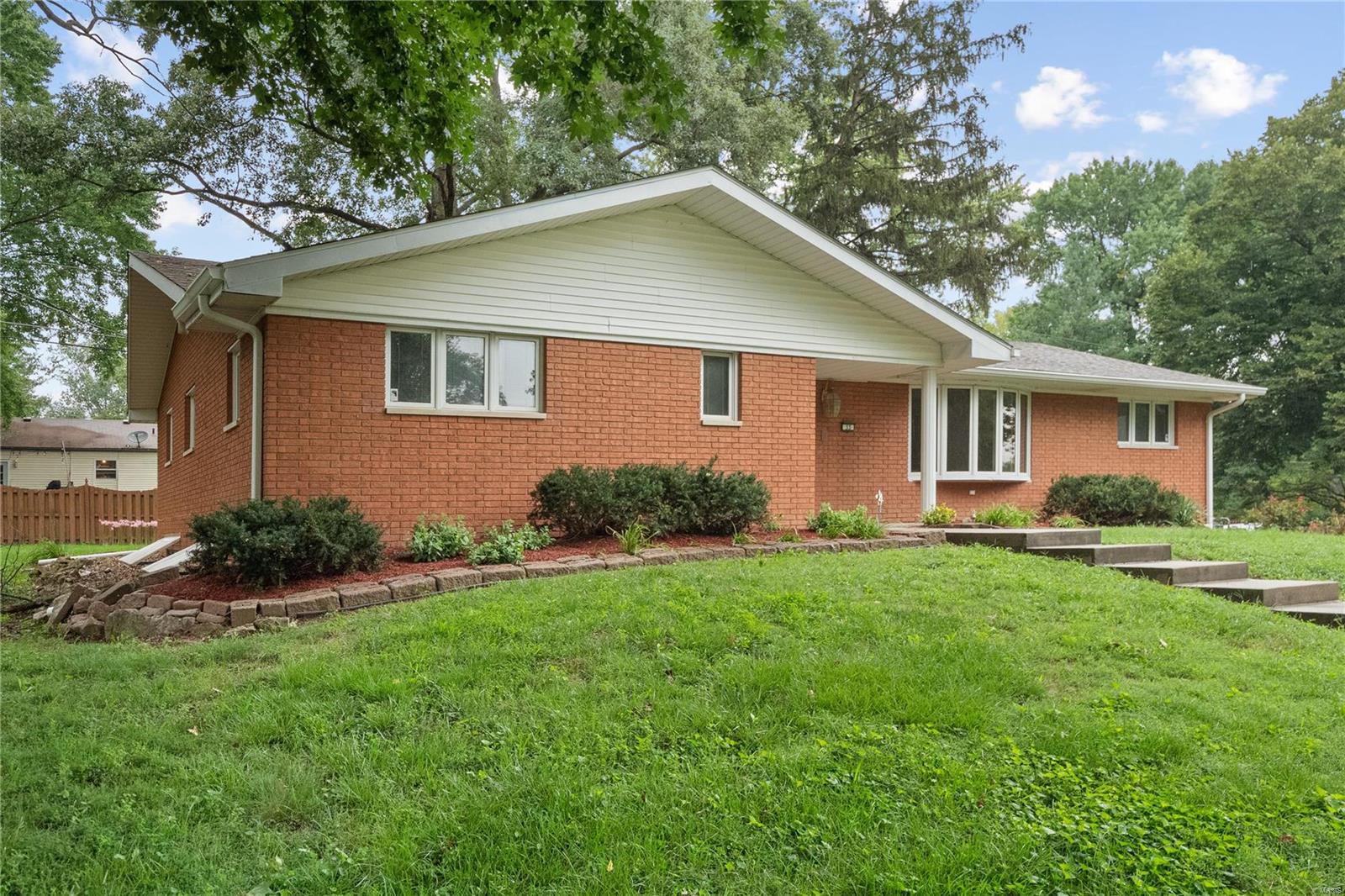 33 Kimberlin Lane
