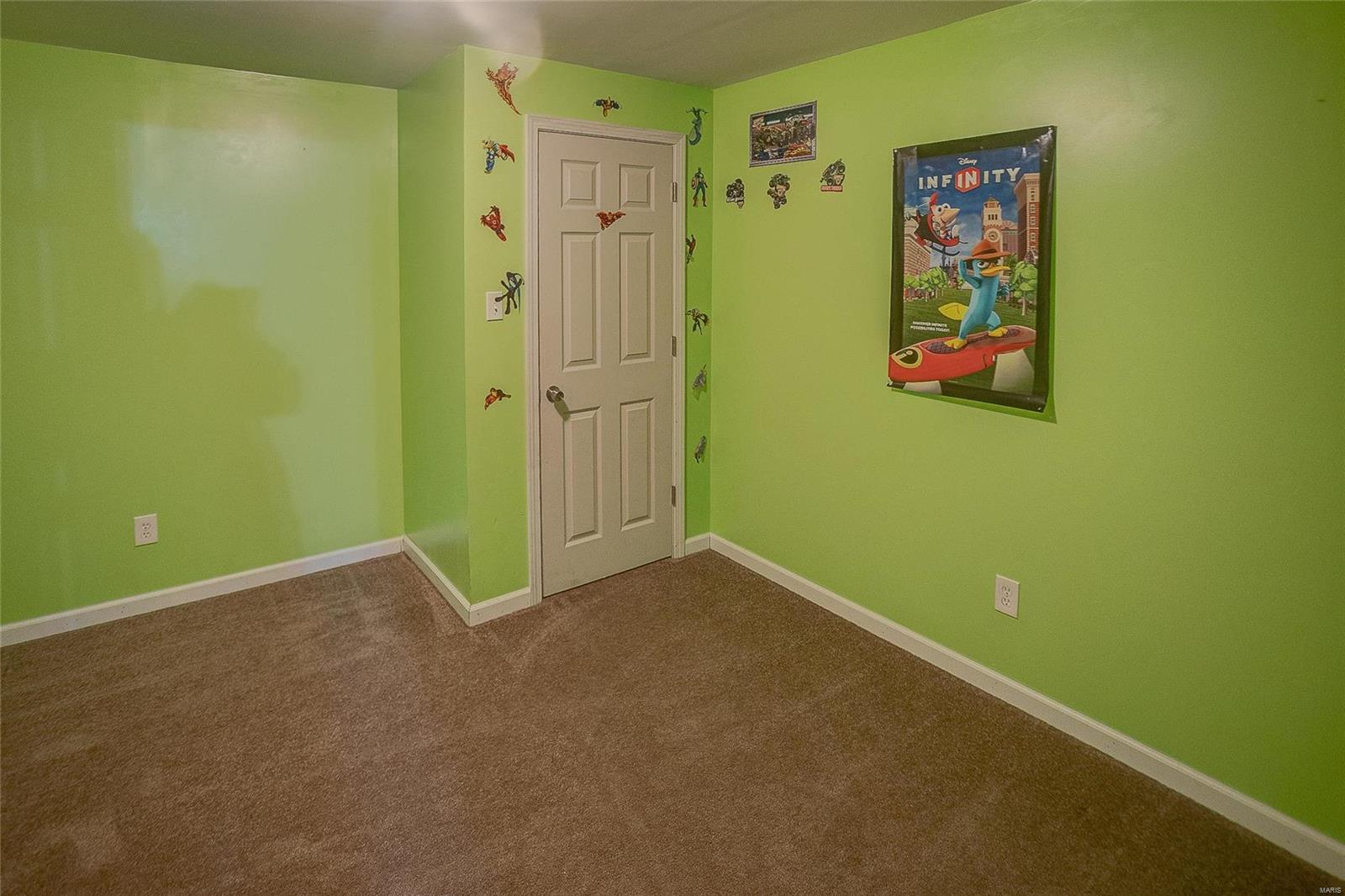 1760 Shade Tree Court