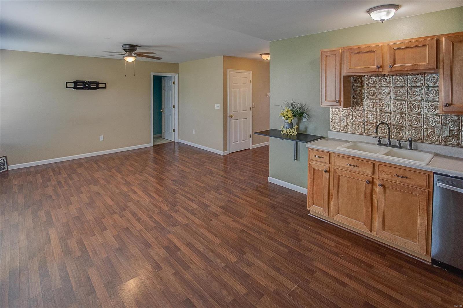 1760 Shade Tree Court