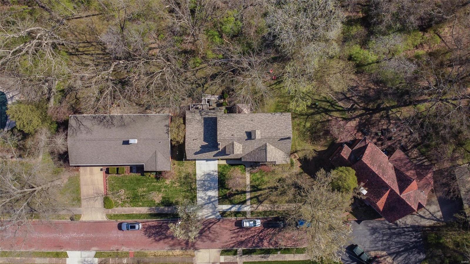 27 Oak Knoll Place