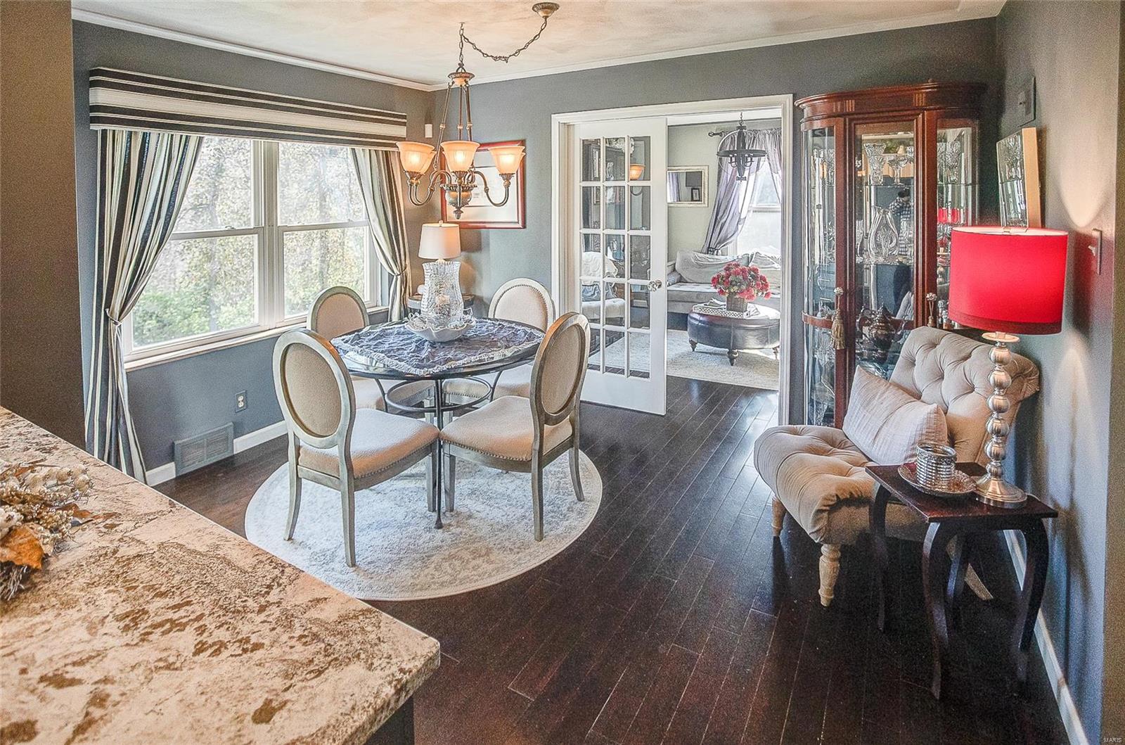 27 Oak Knoll Place