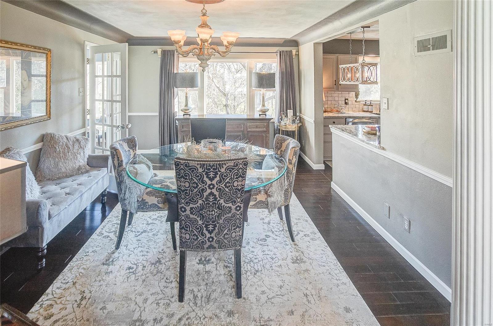 27 Oak Knoll Place