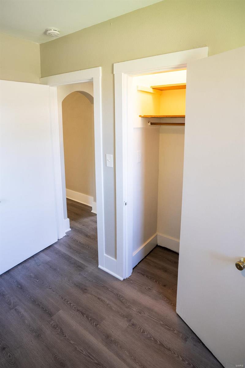 33 S 77th Street