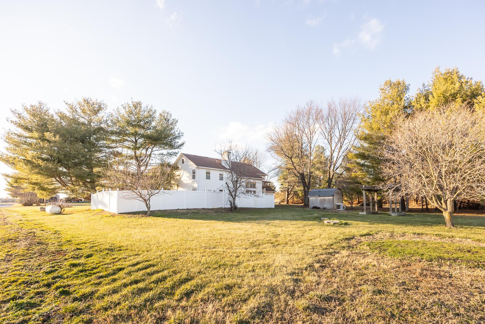 16 Pinewood Lane
