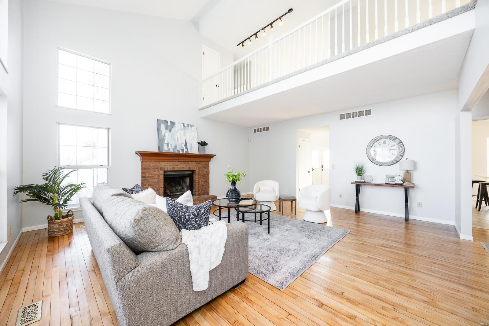 16 Pinewood Lane