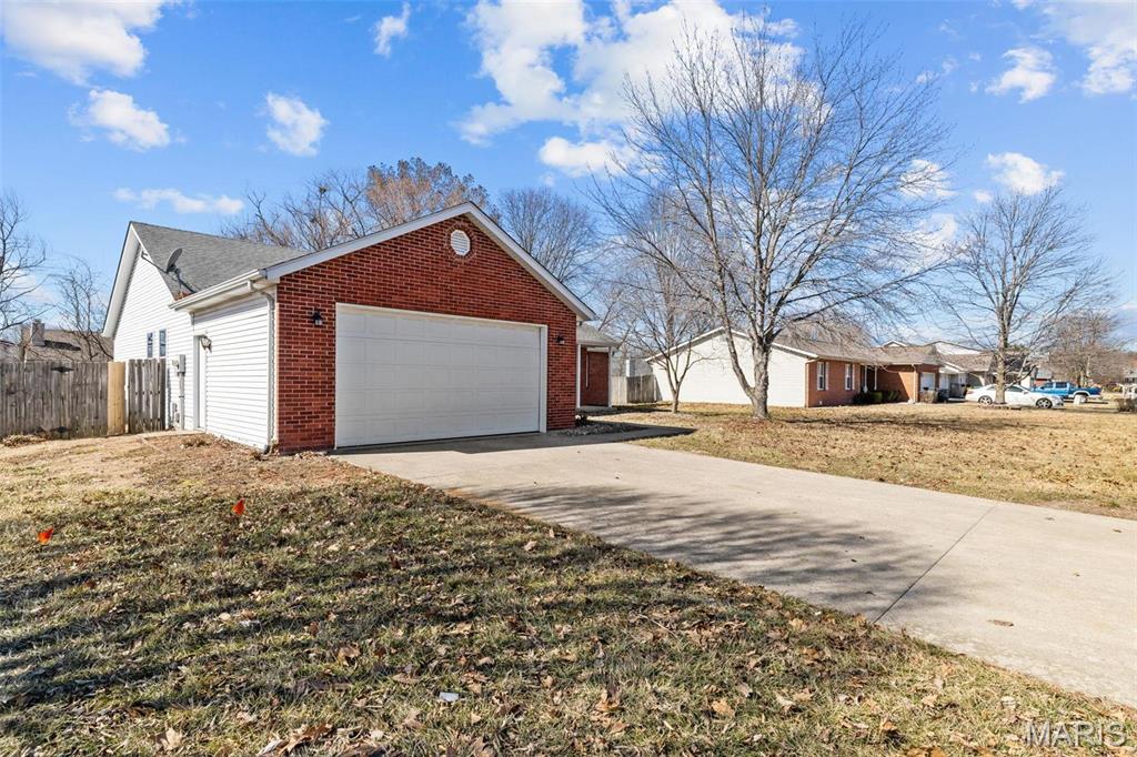 917 Mayfair Drive