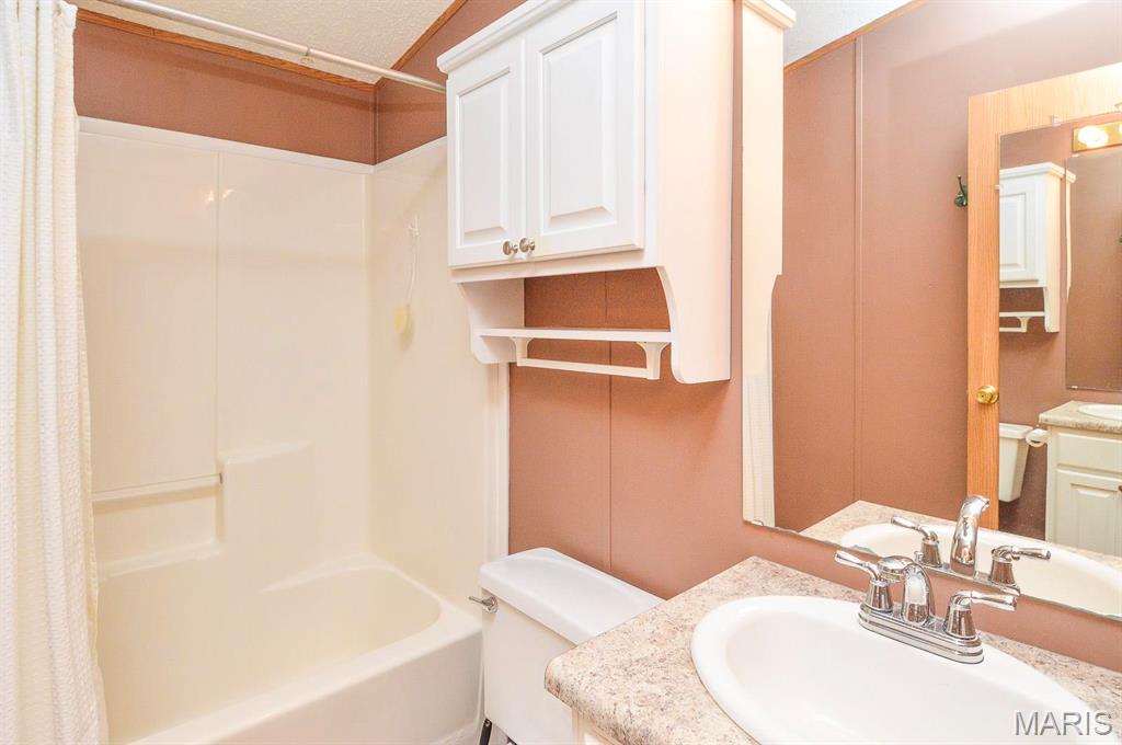 1405 Ida Court