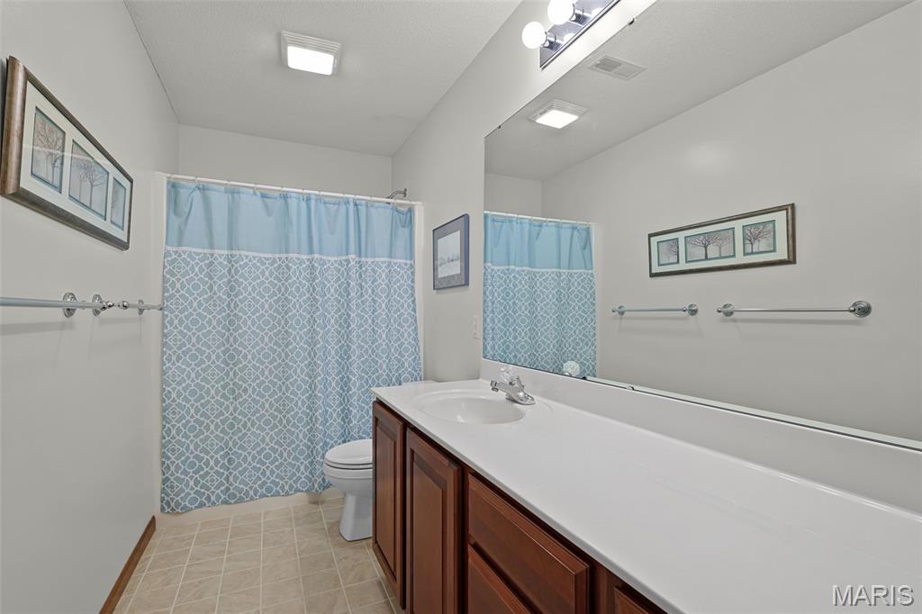 2204 Little Round Top Drive