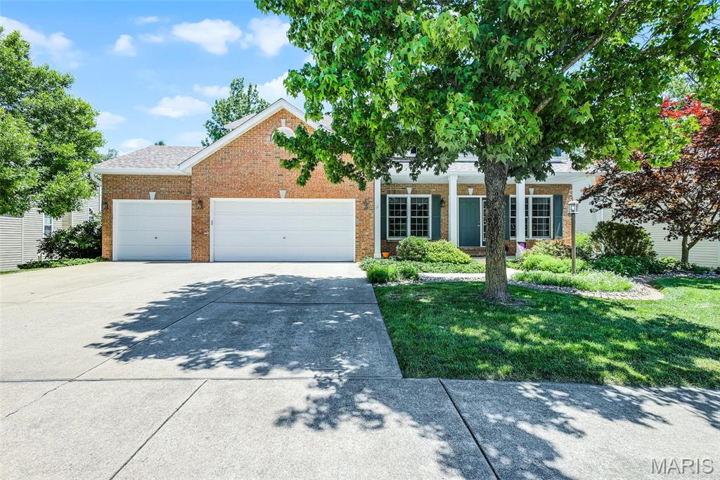 2204 Little Round Top Drive