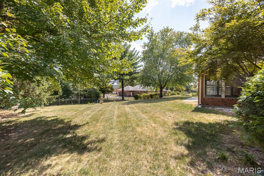 130 Hickory Lake
