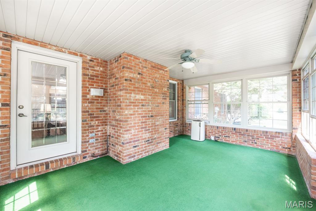 130 Hickory Lake