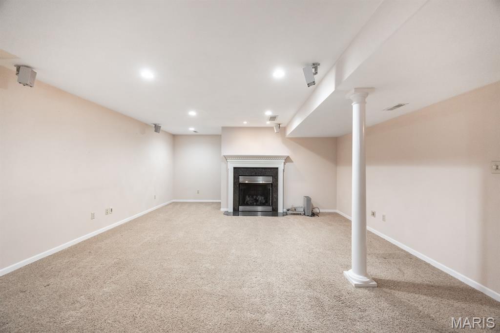 130 Hickory Lake