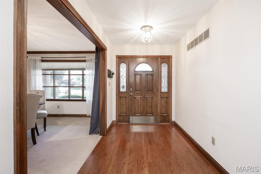 130 Hickory Lake
