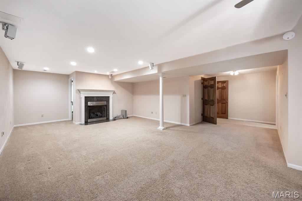 130 Hickory Lake