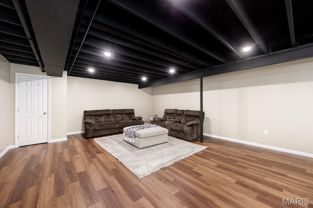2825 Smokehouse Way