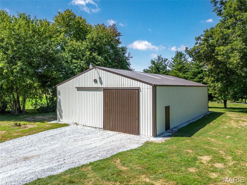 906 Glen Crossing Road