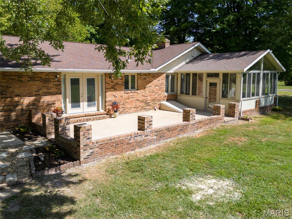906 Glen Crossing Road