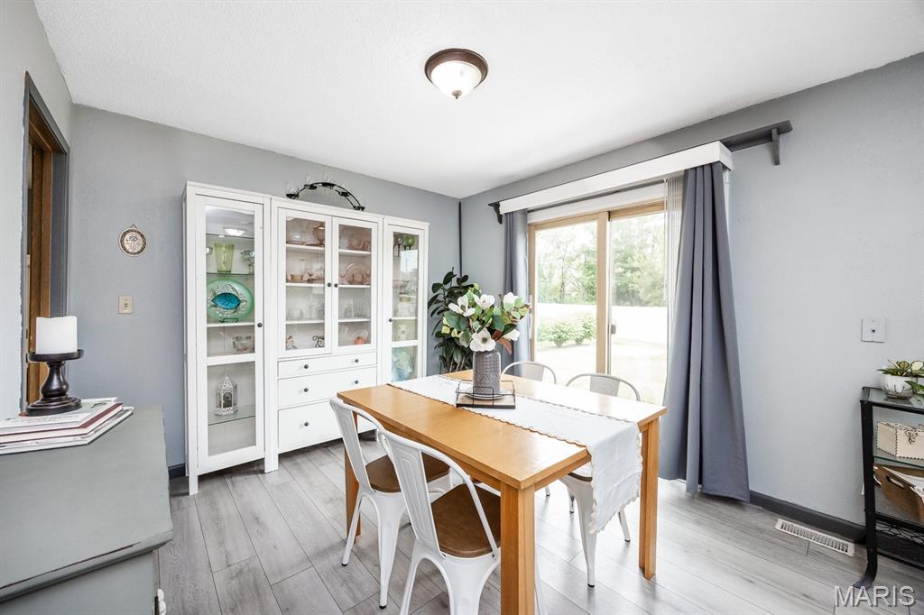 3 Lynnwood Court