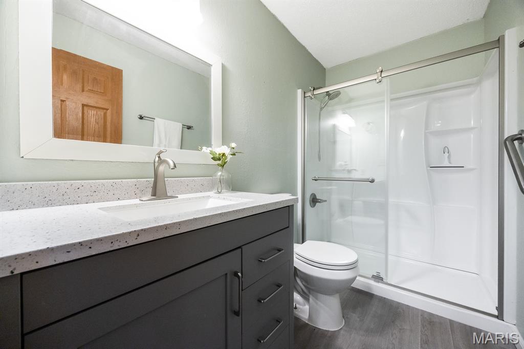 3 Lynnwood Court