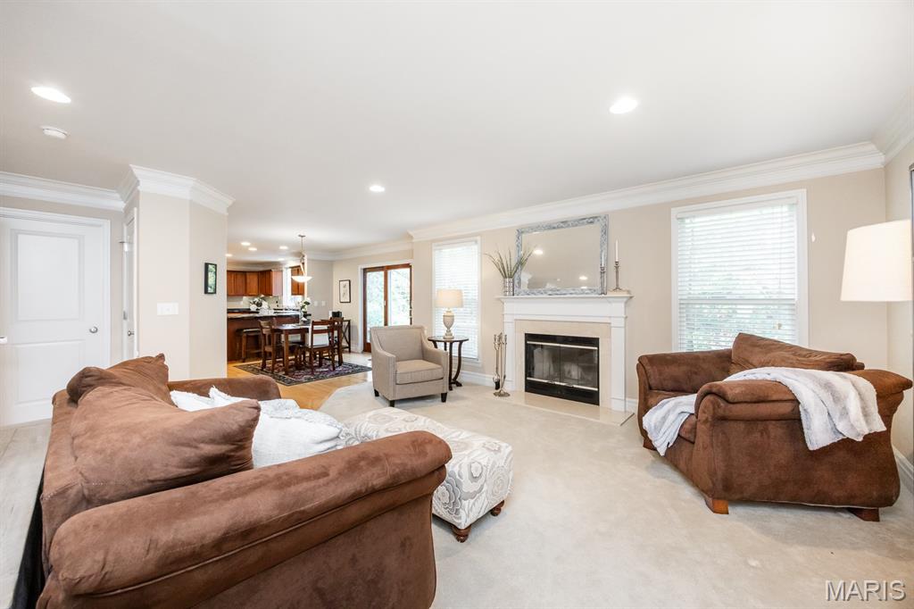 224 Hall Point