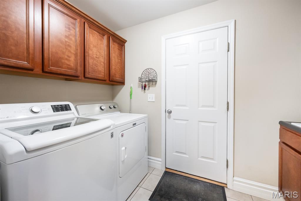 224 Hall Point