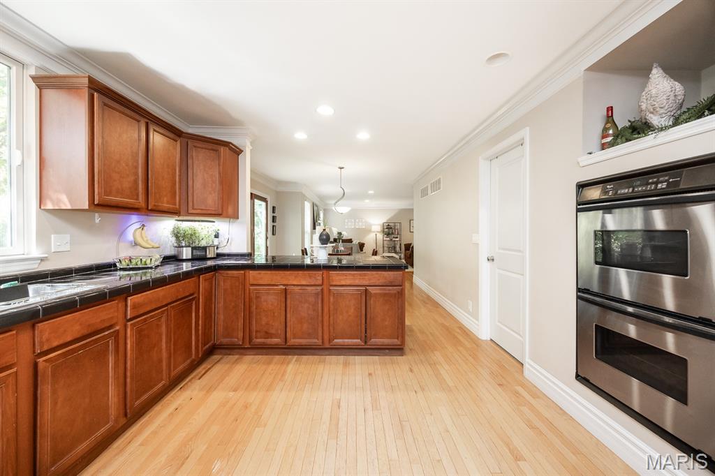 224 Hall Point