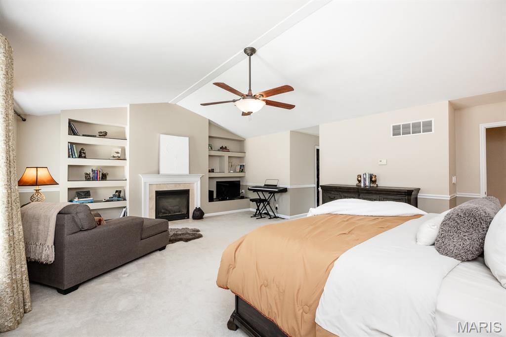 224 Hall Point