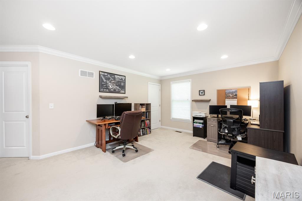 224 Hall Point