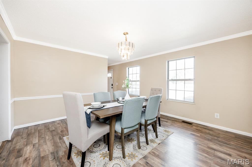 2224 Cotswold Circle