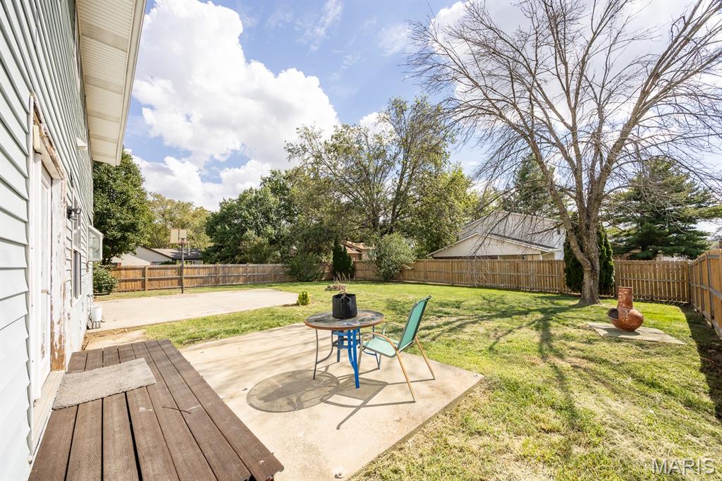 2224 Cotswold Circle