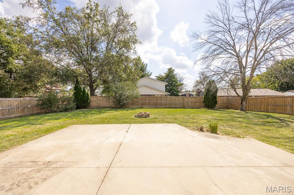 2224 Cotswold Circle