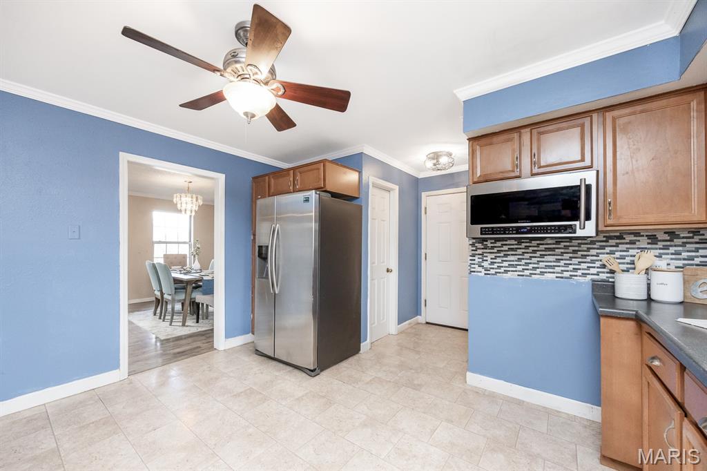 2224 Cotswold Circle