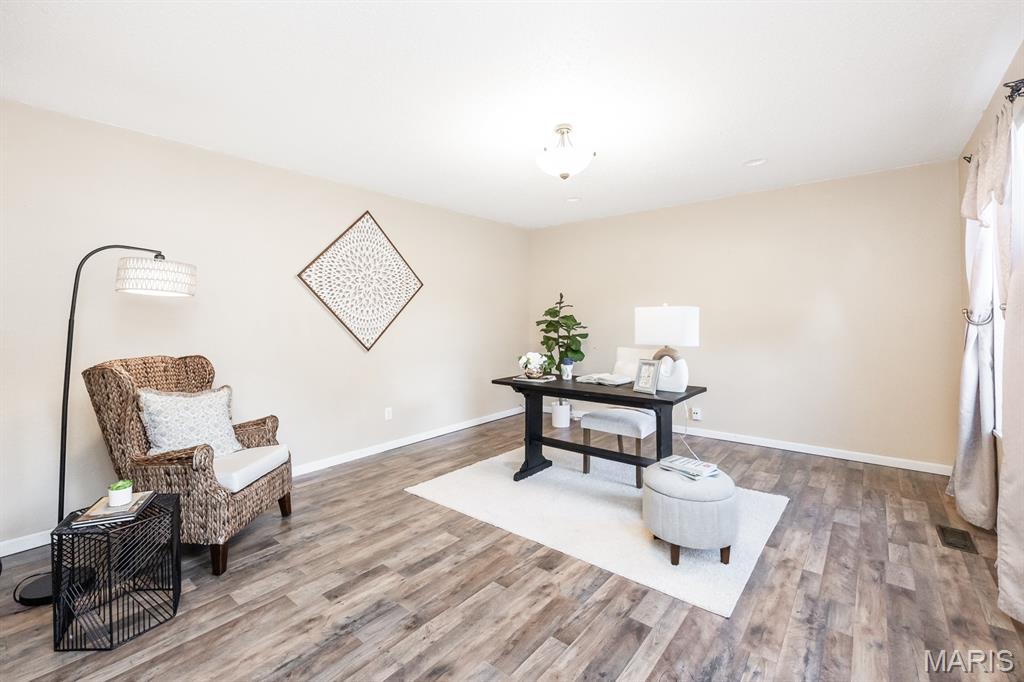 2224 Cotswold Circle