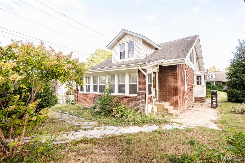 301 S 15th