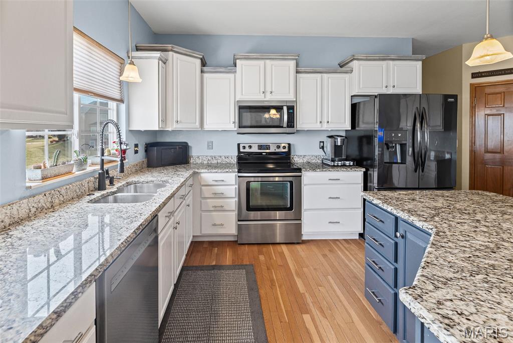 3434 Whistling Cove