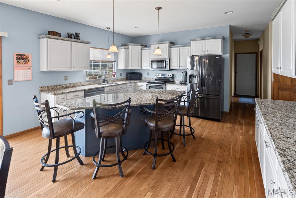 3434 Whistling Cove