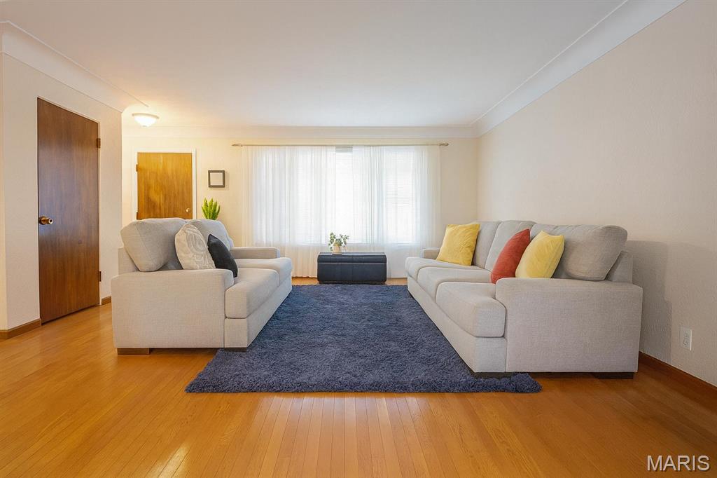 17 Willowbrook Drive