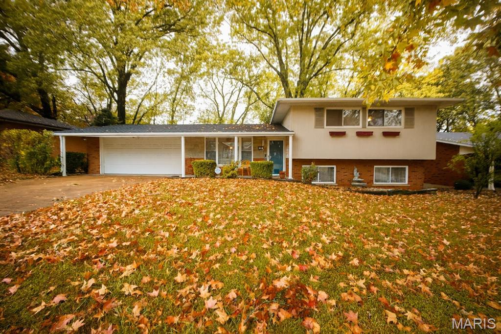 17 Willowbrook Drive