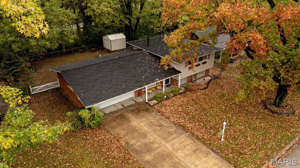 17 Willowbrook Drive