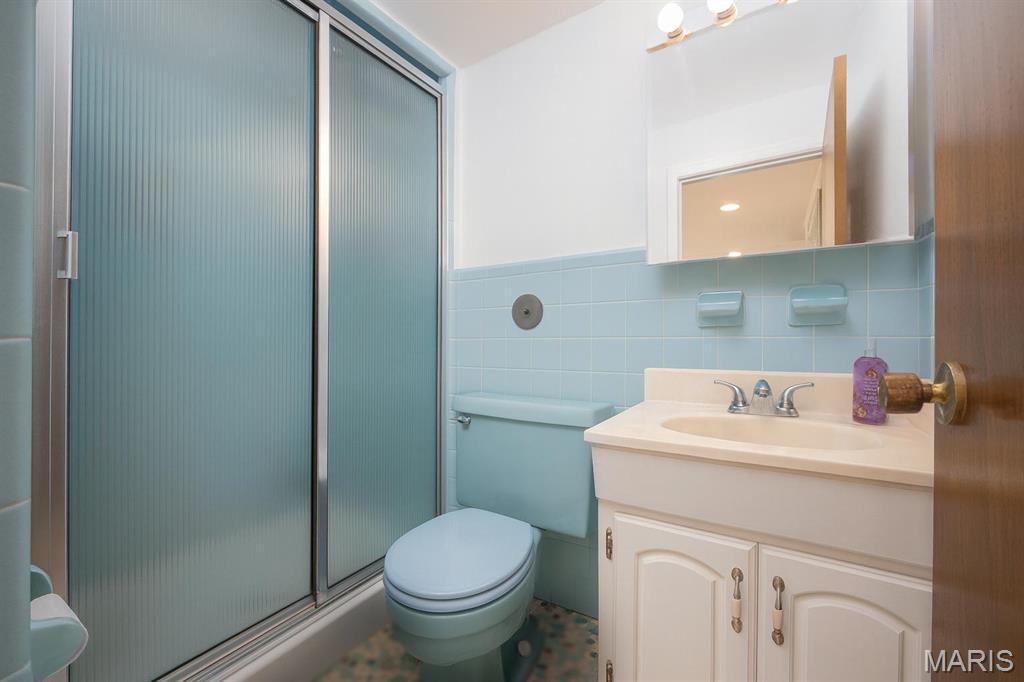 17 Willowbrook Drive