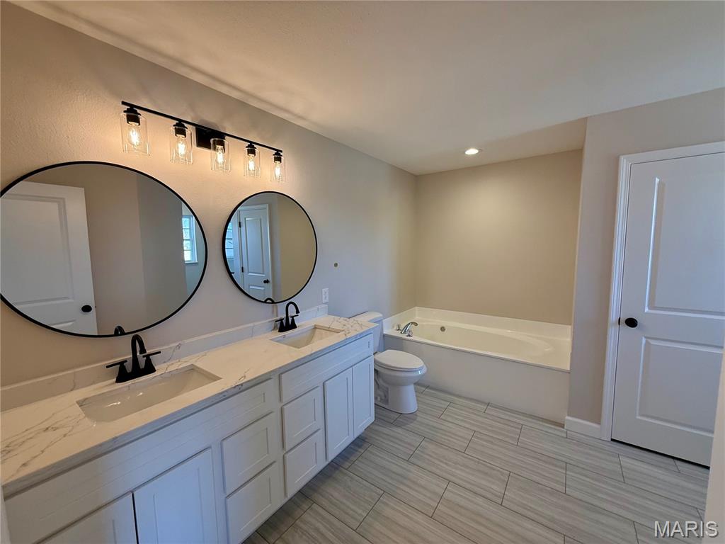 2177 Southern Oak Circle