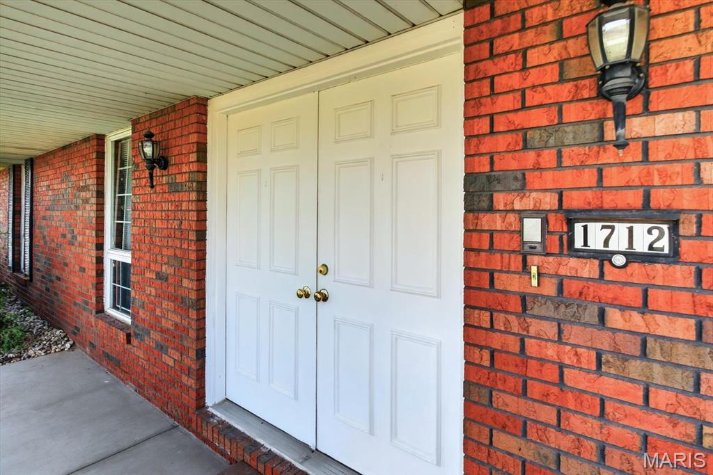 1712 Saint Andrews Drive